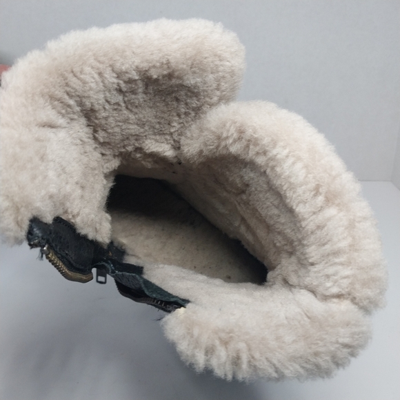 Born Kaia Size 10 M Black Leather Shearling Sheep Lined Ankle Boots Shoes - Picture 14 of 15